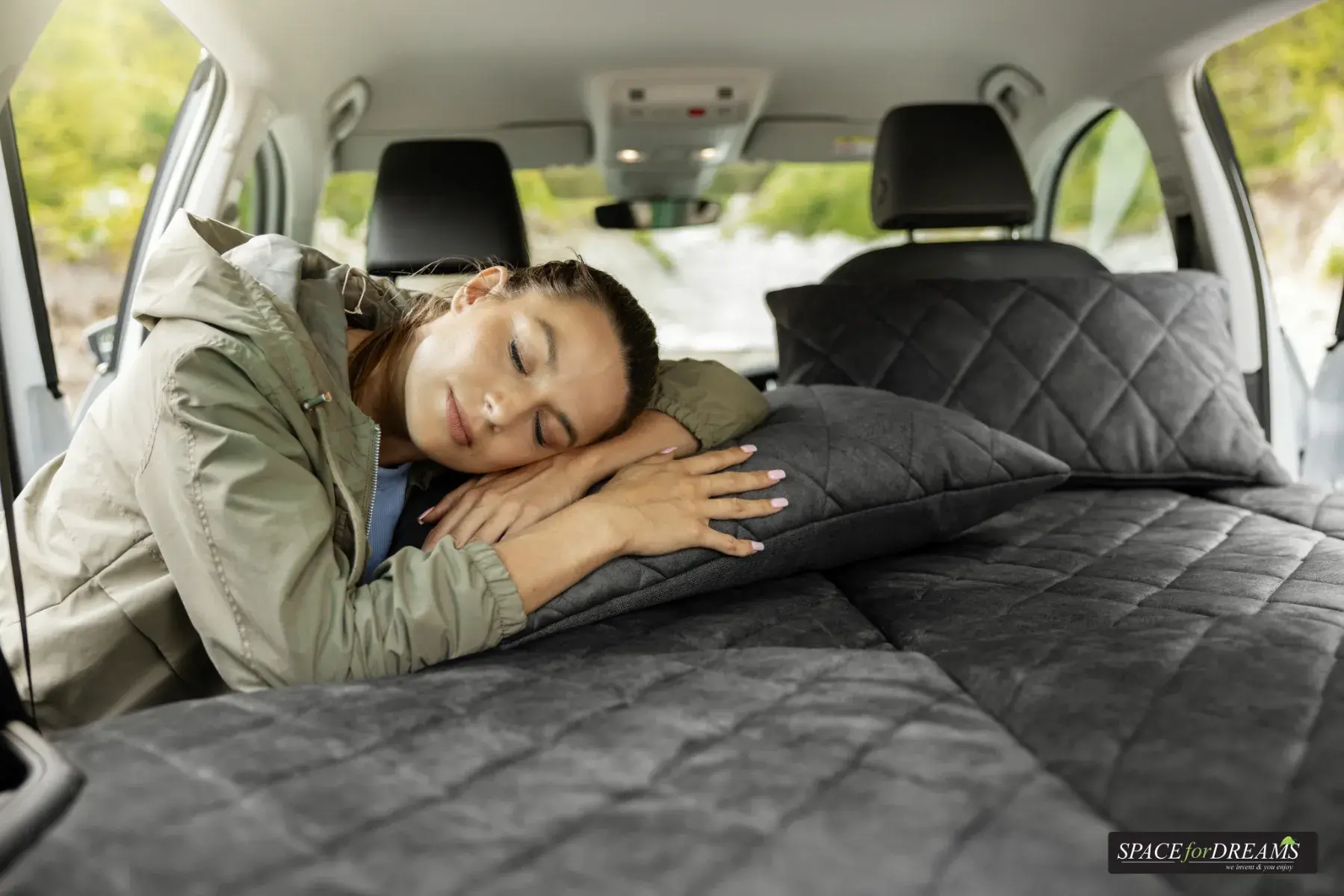 Dokonalé pohodlí kdekoliv s automatrací SPACEBED® Dokonalé pohodlí kdekoliv s automatrací SPACEBED®